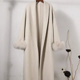 Soprabito elegante in lana marrone