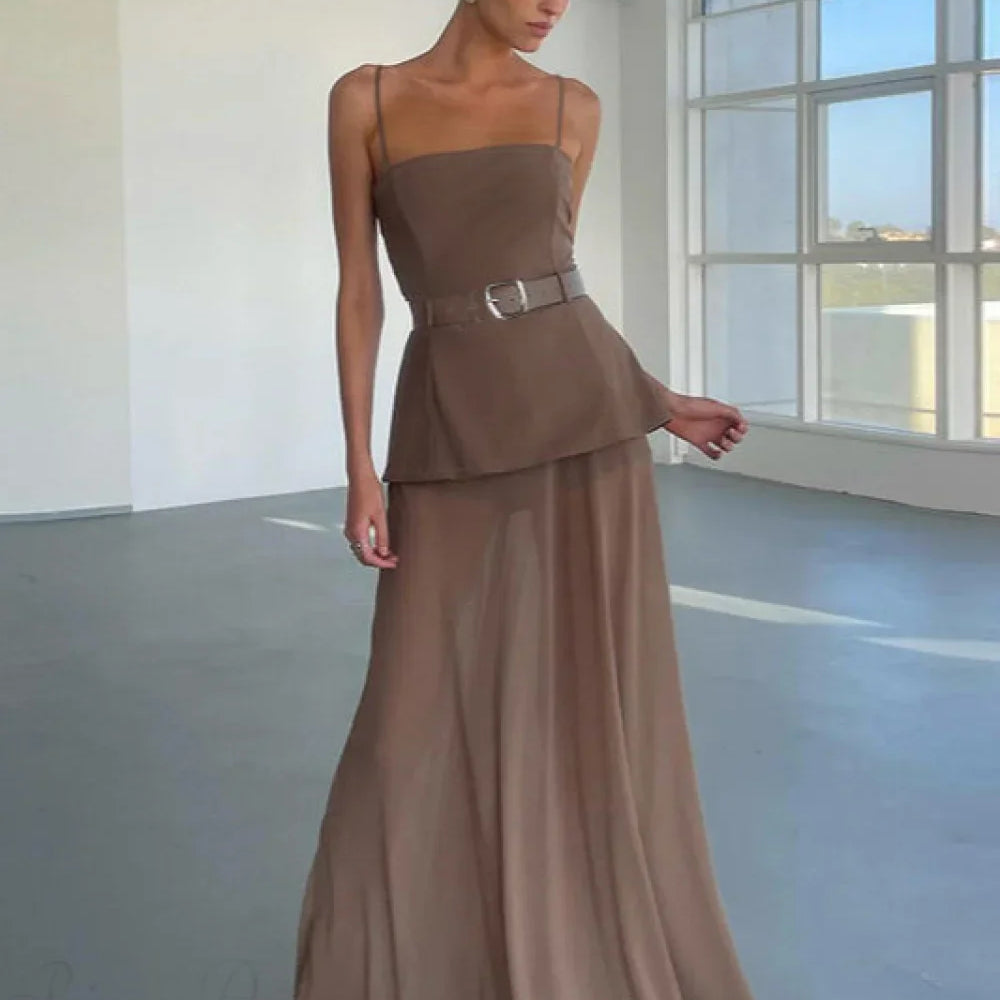 Abito lungo aderente con pannello canotta in rete chic