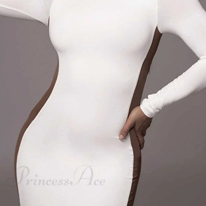 Abito midi con spacco a maniche lunghe e scollo rotondo