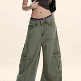 Pantaloni cargo a gamba larga destrutturati e curvi