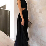 Abito midi da vacanza con tasche e vita tagliata