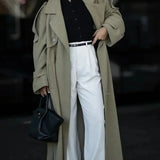 Cappotto doppiopetto in lana con cintura