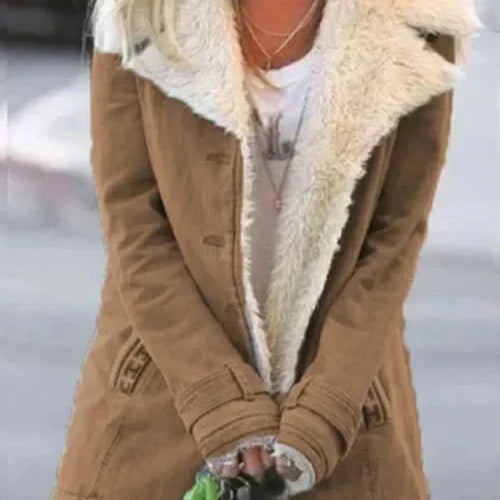 Cappotto da donna – Taglio aderente – Effetto lana morbida – Collo ampio – Chiusura con bottoni