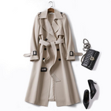 Trench da donna – Taglio aderente – Doppiopetto – Con cintura – Collo classico