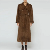 Trench da donna – Taglio strutturato – Finitura scamosciata – Con cintura – Lunghezza maxi
