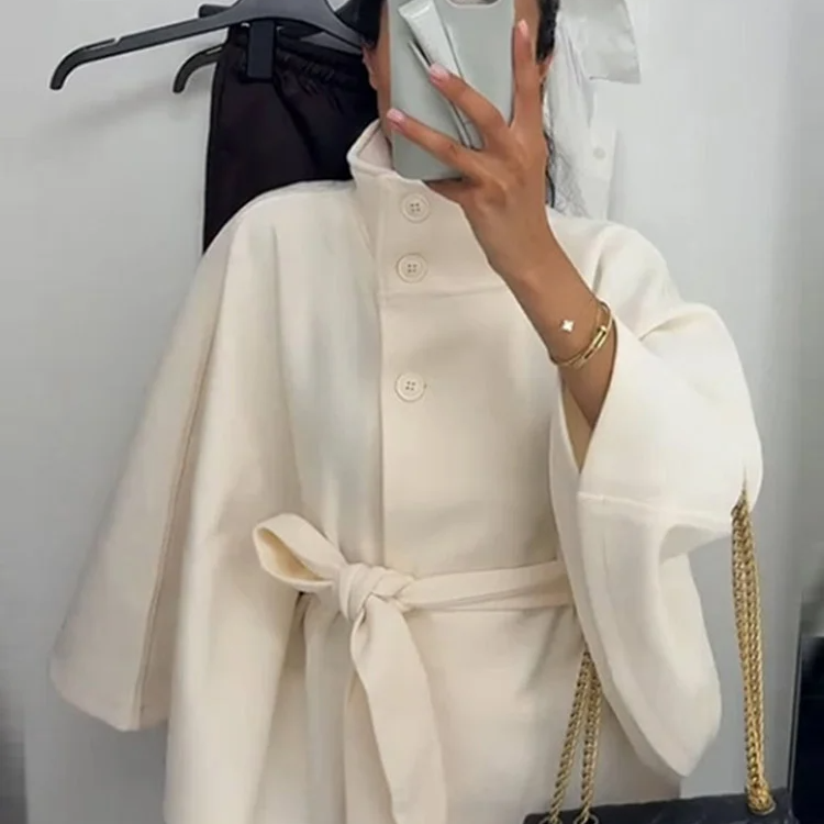 Cappotto a mantella da donna – Lana – Collo alto – Cintura in vita – Taglio fluido