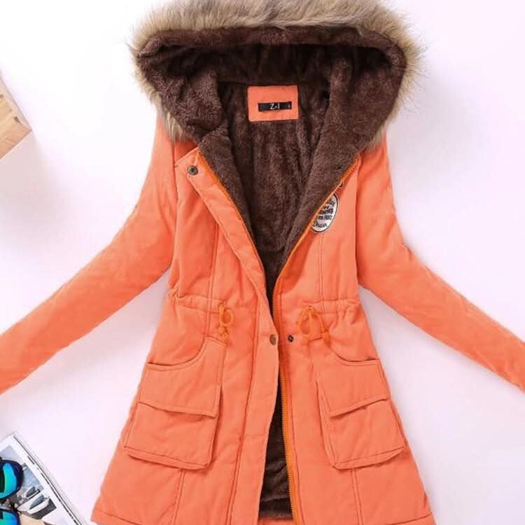 Cappotto invernale da donna comodo, elegante e resistente