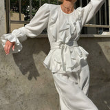 Completo due pezzi con top a maniche a campana vintage e pantaloni a gamba larga