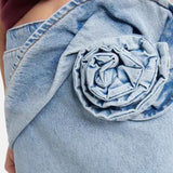 Gonna in denim vintage con arricciature a forma di rosa
