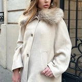 Elegante cappotto monopetto con collo in pelliccia sintetica rilassato
