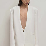 Blazer monopetto aderente con spalle regolari