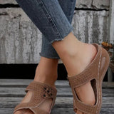 Sandali con zeppa da donna - Pelle traforata - Comfort ammortizzato - Design a fiori aperti