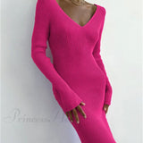 Abito midi a coste in maglia autunno-inverno, manica lunga, scollo a V e schiena scoperta