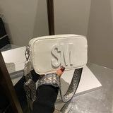 Borsa a tracolla con lettere stampate leopardate alla moda