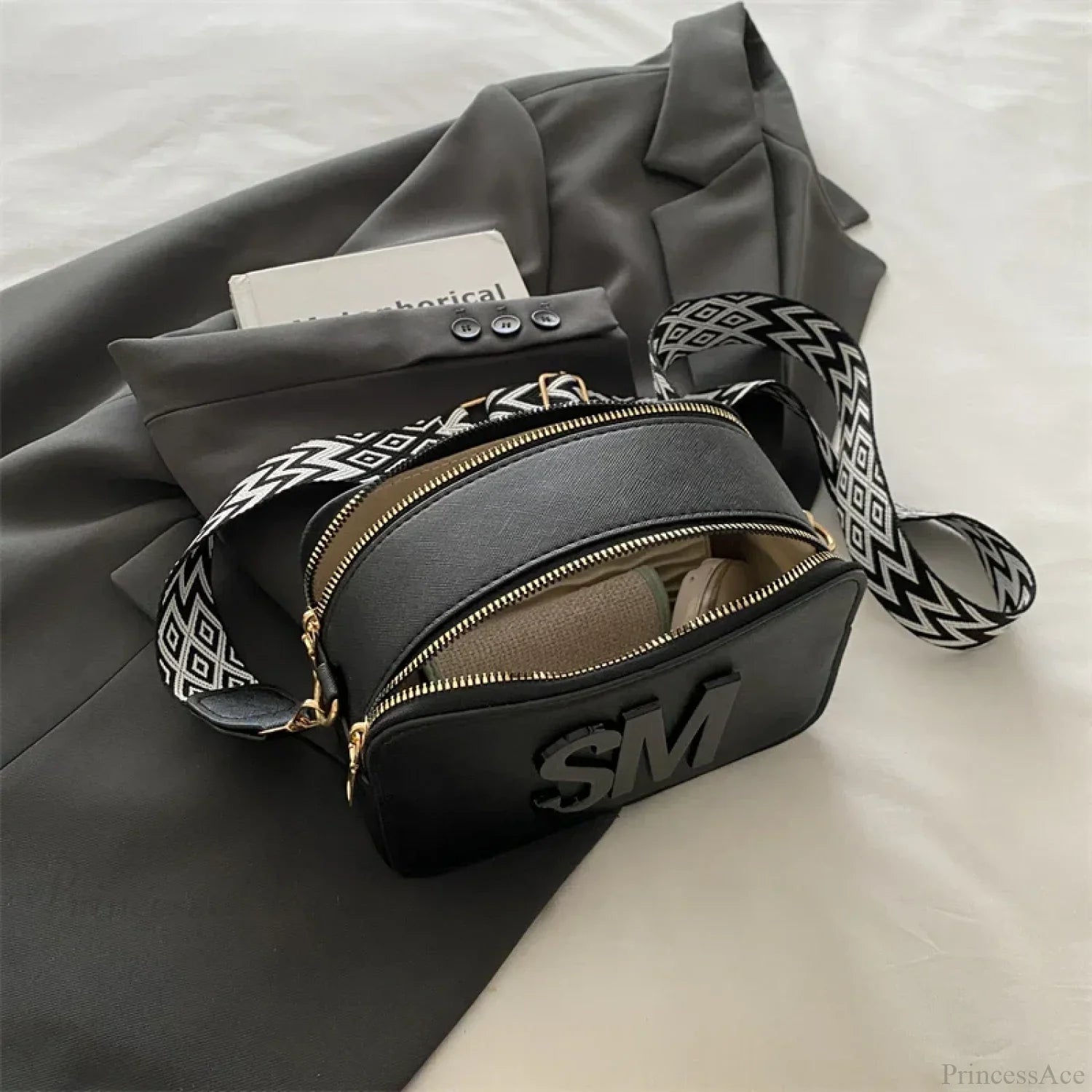 Borsa a tracolla con lettere stampate leopardate alla moda