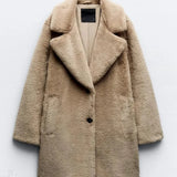 Cappotto caldo a maniche lunghe con revers in pelliccia sintetica