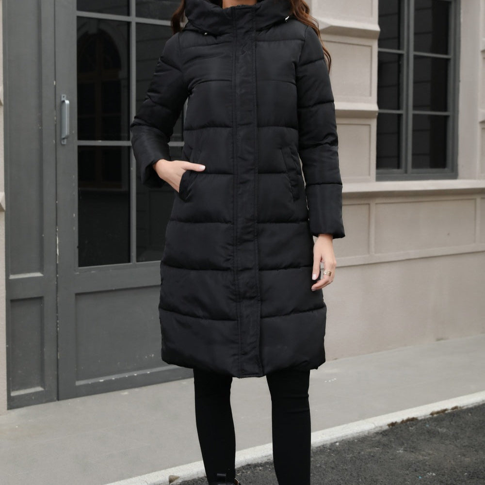 Piumino lungo con cappuccio taglie forti