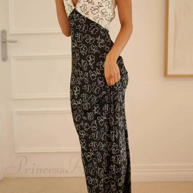 Abito con scollo a V e stampa floreale, dettagli a contrasto e lacci sulla schiena