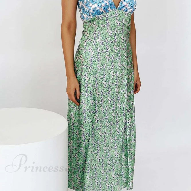 Abito con scollo a V e stampa floreale, dettagli a contrasto e lacci sulla schiena