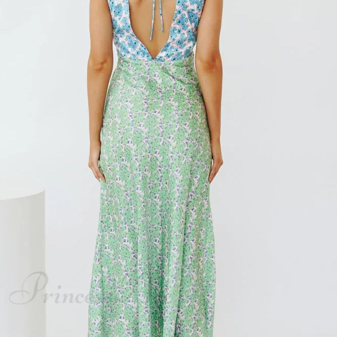 Abito con scollo a V e stampa floreale, dettagli a contrasto e lacci sulla schiena