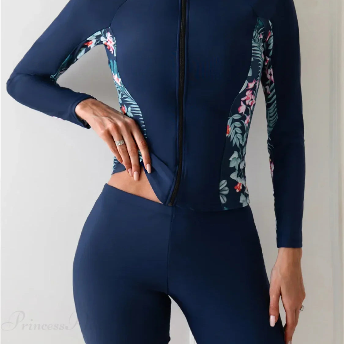 Completo da surf Rashguard floreale in due pezzi