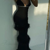 Abito a canotta con strati di pelliccia e strass