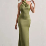 Abito da cerimonia con scollo all'americana e tubino