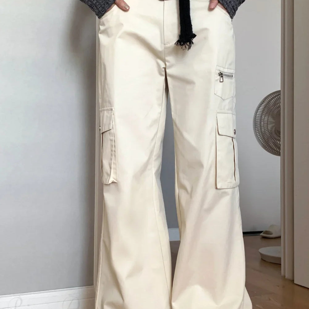 Pantaloni cargo multitasche larghi a vita alta