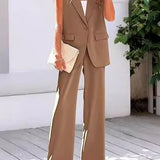 Abito da donna – Taglio aderente – Senza maniche – Ampi revers – Chiusura con bottoni