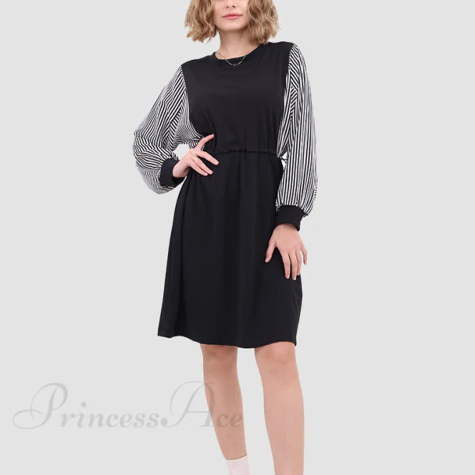 Abito a maniche lunghe con coulisse in vita