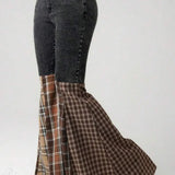 Jeans a vita alta in denim svasato con patchwork scozzese