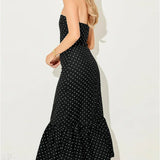 Abito lungo senza spalline con spalle scoperte e pois