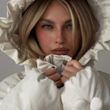 Cappotto casual imbottito con cappuccio e finiture floreali