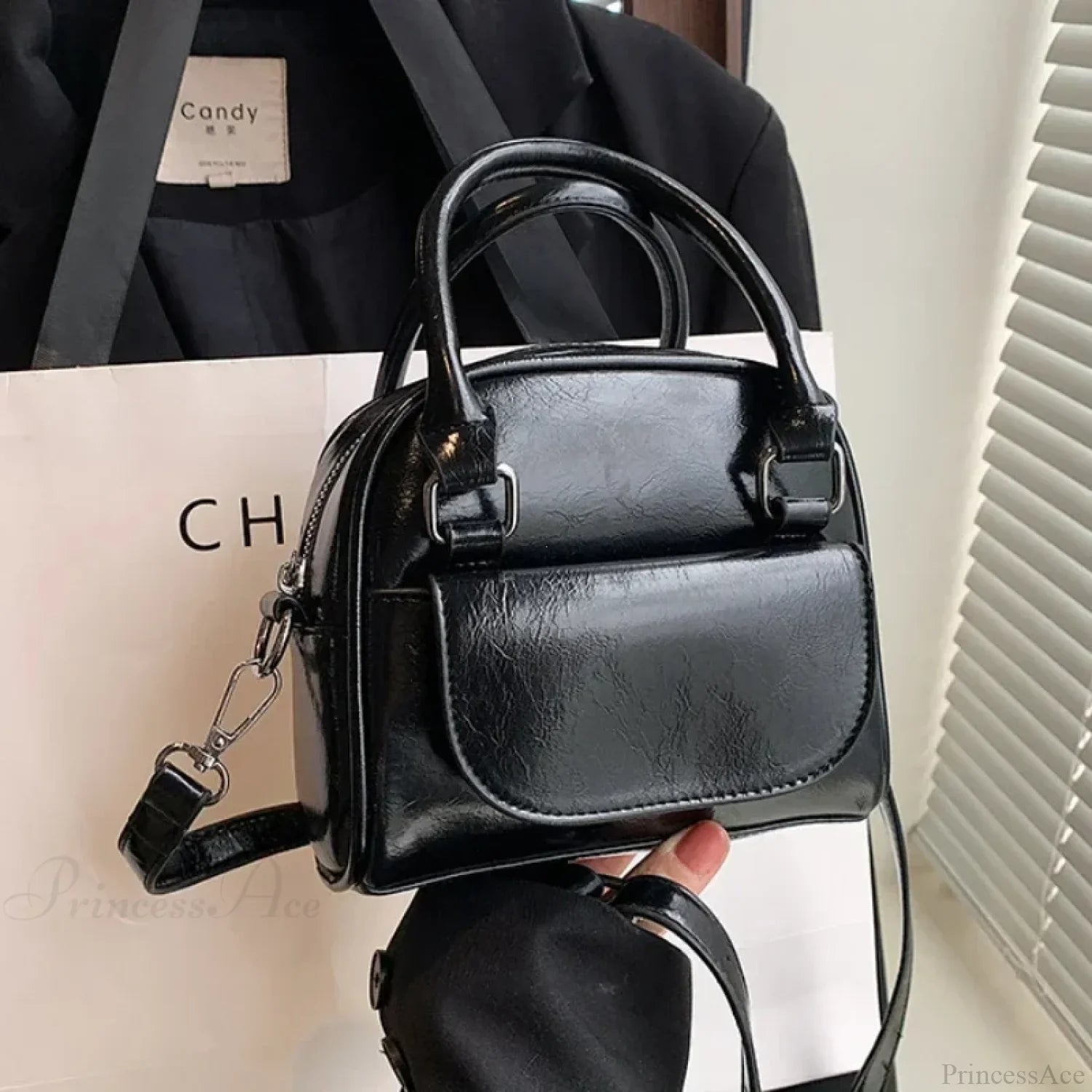 Borsa a tracolla sottobraccio in pelle PU rossa