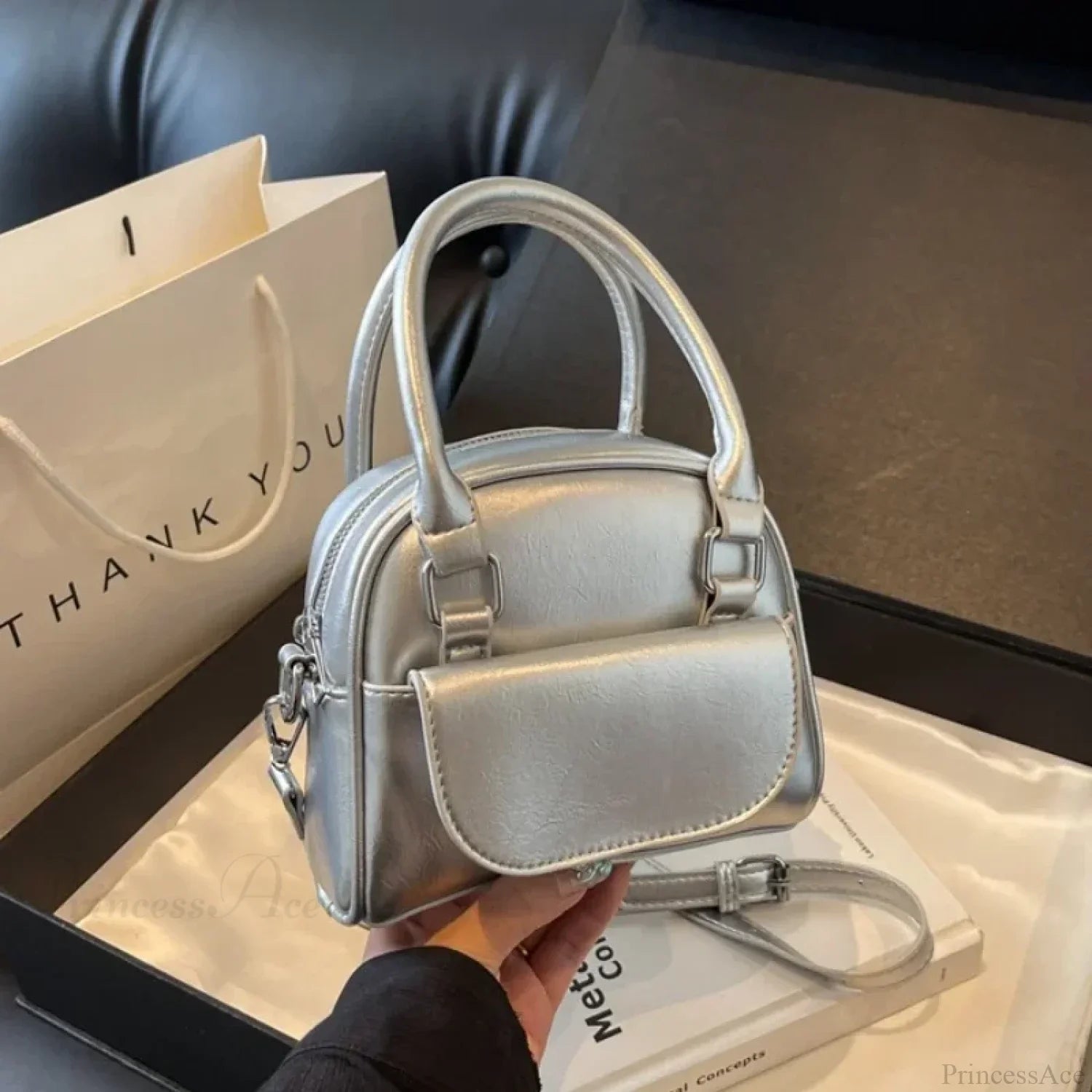 Borsa a tracolla sottobraccio in pelle PU rossa