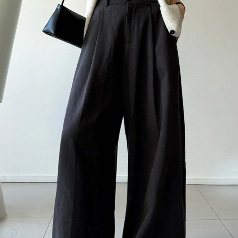 Pantaloni larghi a vita alta e rilassati in stile retrò