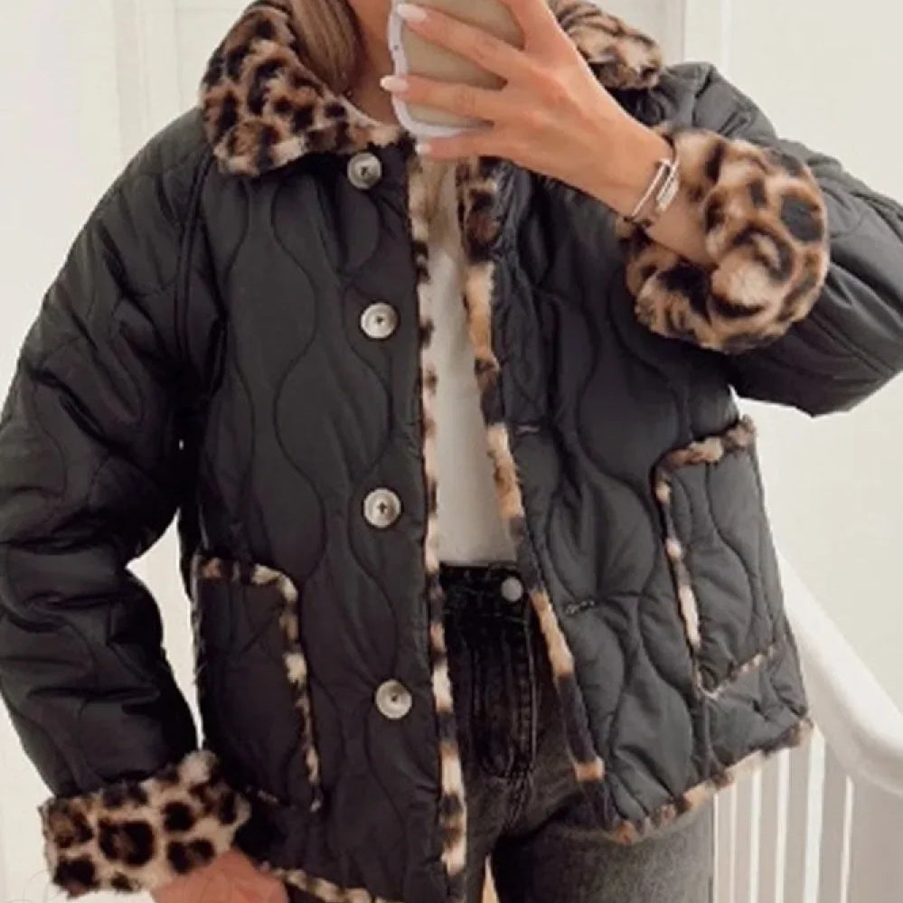 Cappotto reversibile in cotone con pannelli leopardati