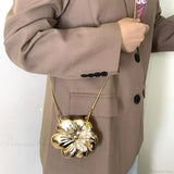 Pochette in acrilico con motivo floreale in oro rosa