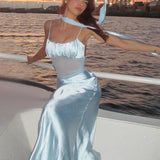 Abito lungo aderente con pannello in pizzo e canotta in raso