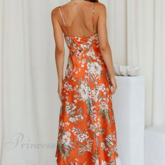 Abito canotta con stampa floreale in raso e scollo a cappuccio con spacco