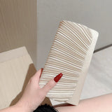 Pochette da sera in raso con strass plissettati per matrimonio