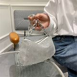 Borsa da sera con pochette da polso e strass di cristallo lucido