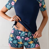 Completo da surf a maniche corte in due pezzi