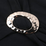 Abito lungo elegante con scollo a V profondo e rete a pieghe