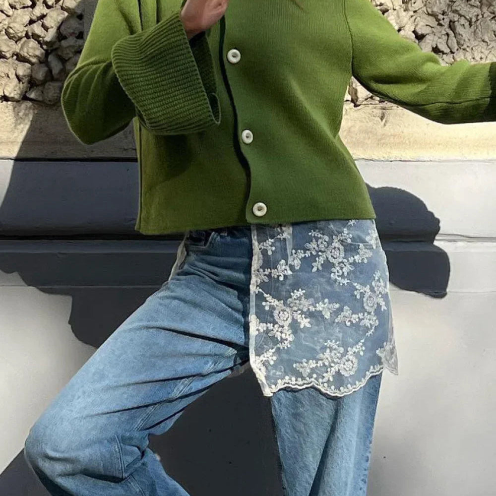 Cardigan girocollo in maglia con maniche a campana slim fit