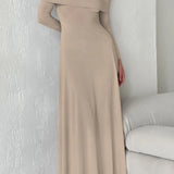 Abito lungo formale minimale con spalle scoperte e aderente