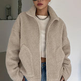 Giacca a collo alto in montone rilassato e solido