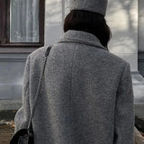 Cappotto ampio con colletto rovesciato