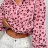 Cappotto corto con stampa leopardata, collo alto, mezza zip e pelliccia