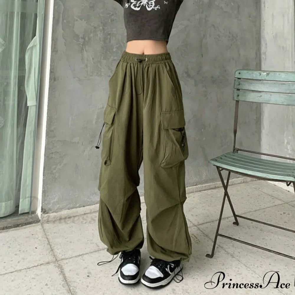 Pantaloni dritti alla moda, tasche larghe sulle gambe, pantaloni da jogging